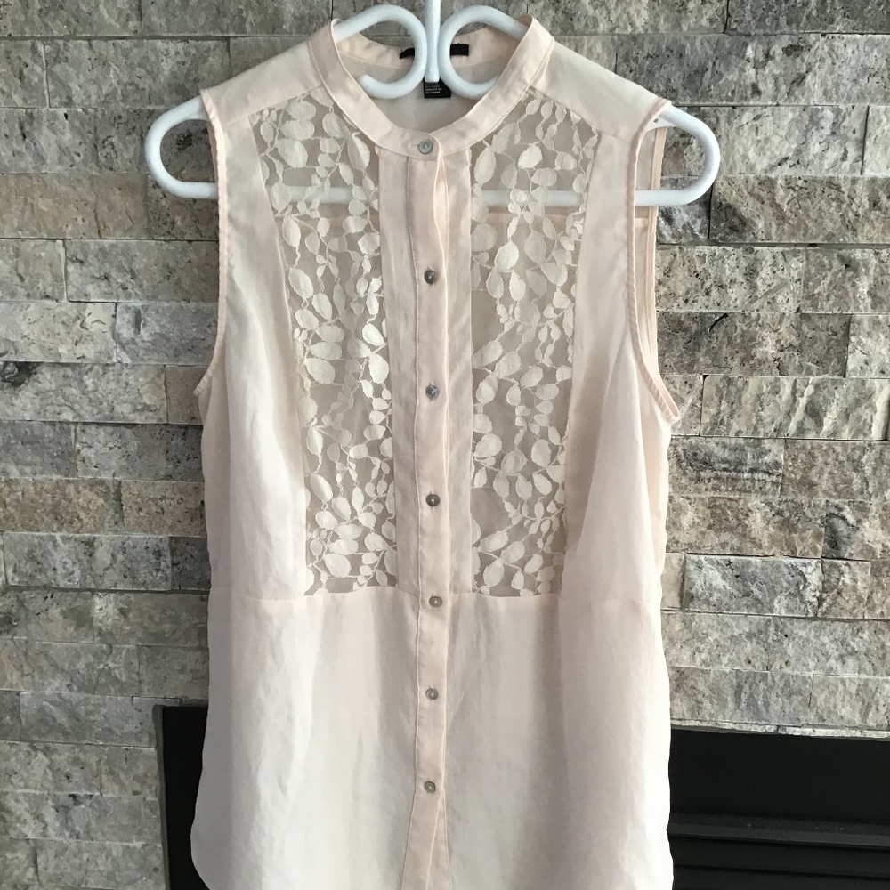 Forever 21 Sleeveless Blouse